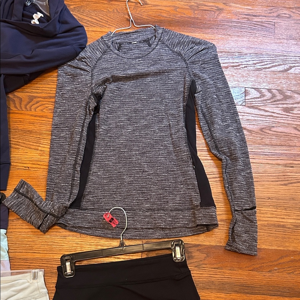 lululemon athletica Gray Long Sleeve Top